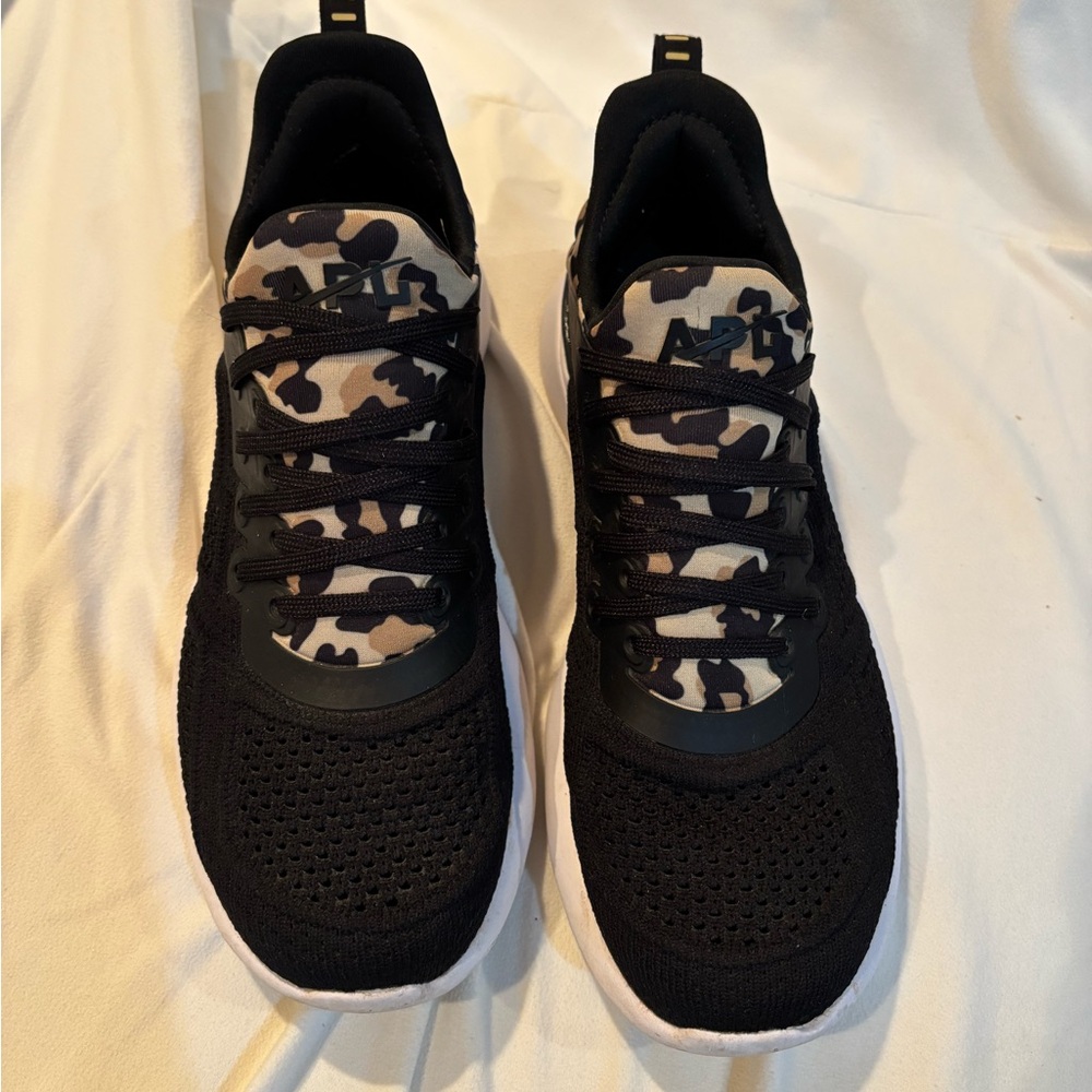 Apl Women’s Black And Leopard Print Athletic Shoes, Size 6